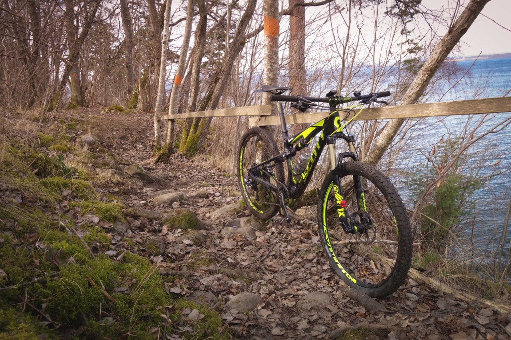 Cykla på kolfiber