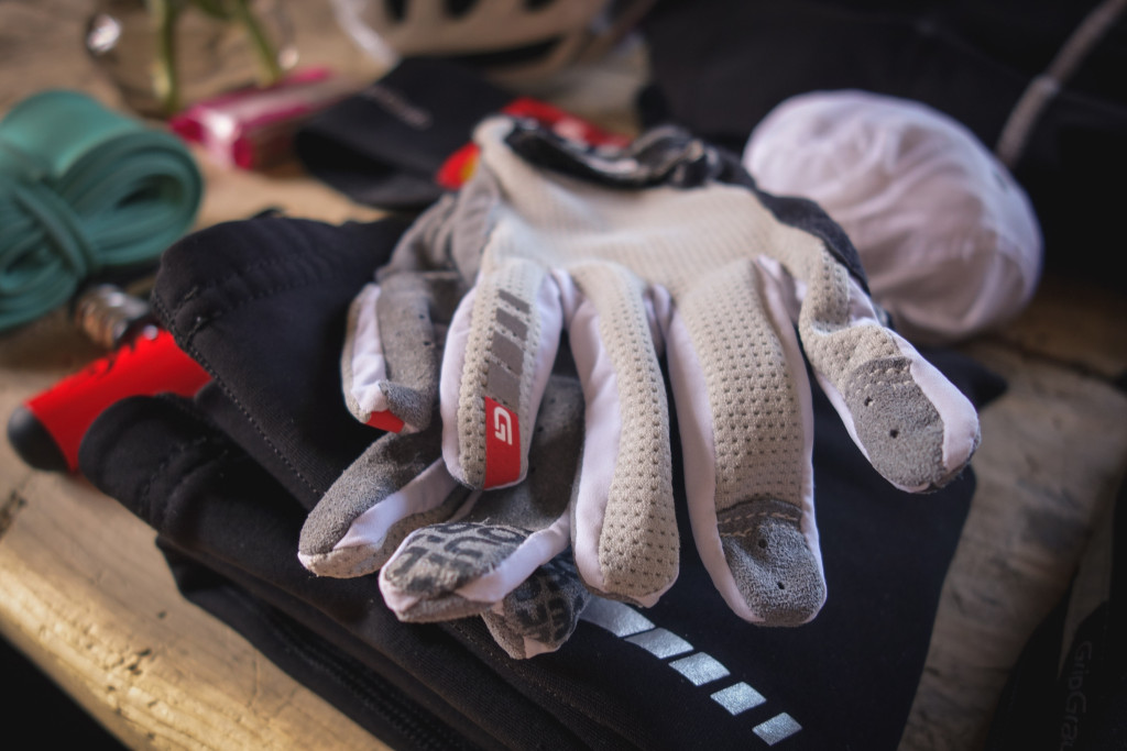 GripGrab Shark Woman